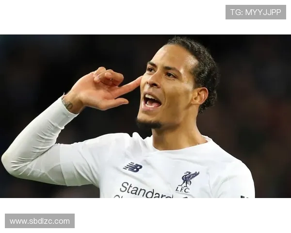 邓弗里斯坦言不习惯金球奖颁奖典礼 范戴克建议穿好西装展现自信