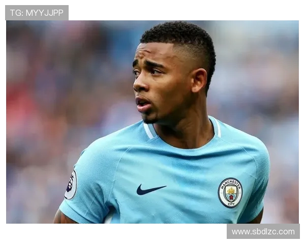 热苏斯吐槽训练遭遇保镖陪同：难道我也需要特别保护吗