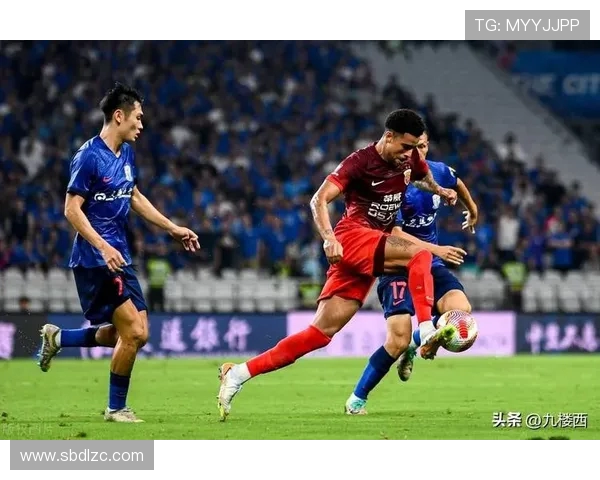 上海足球一家亲！大家双护帮忙狙击对手！申花还是德比输给海港